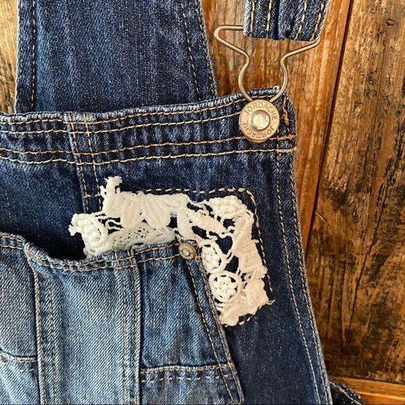 Jordache Girls Size XL 14-16 Blue Denim Lace Accents Bib Shorts Overalls - Picture 4 of 9